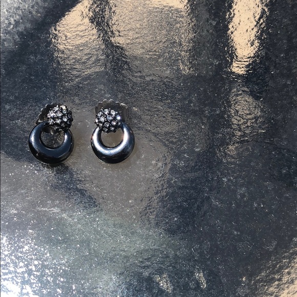 Lia Sophia earrings - Picture 2 of 3